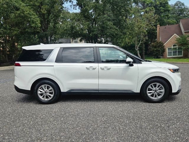 2024 Kia Carnival LX FWD w/Seat Pkg - 23049026 - 5