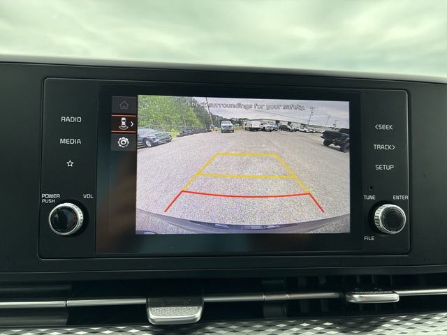 2024 Kia Carnival LX FWD w/Seat Pkg - 22810944 - 23