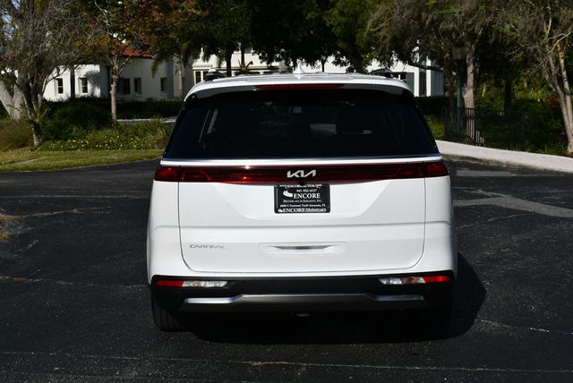 2024 Kia Carnival SX FWD Van W/Navigation and Blind Spot Assist - 22944786 - 25