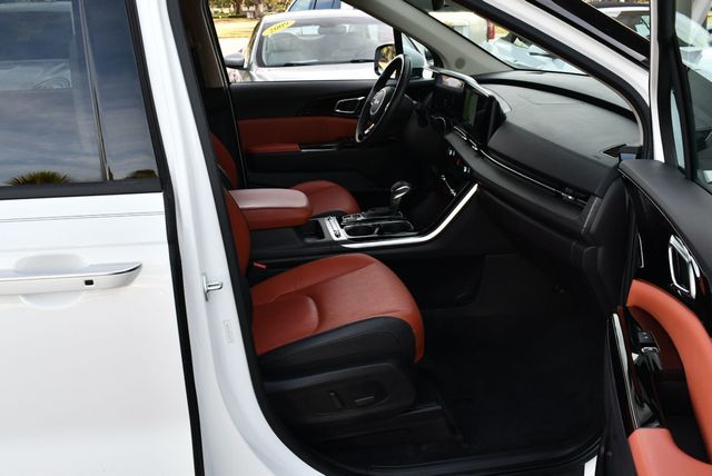 2024 Kia Carnival SX FWD Van W/Navigation and Blind Spot Assist - 22944786 - 35