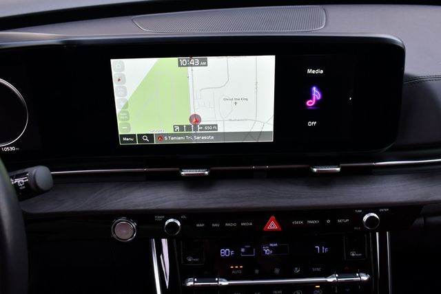 2024 Kia Carnival SX FWD Van W/Navigation and Blind Spot Assist - 22944786 - 39