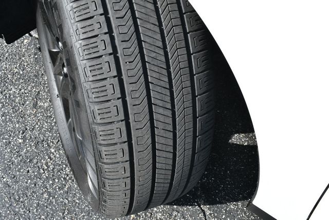 2024 Kia Carnival SX FWD Van W/Navigation and Blind Spot Assist - 22944786 - 46