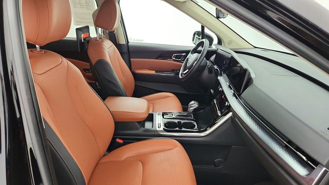 2024 Kia Carnival SX Prestige with Rear Seat Entertainment Package - 22947898 - 27