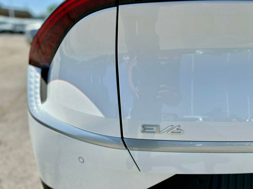 2024 Kia EV6 LIGHT - 23059470 - 9