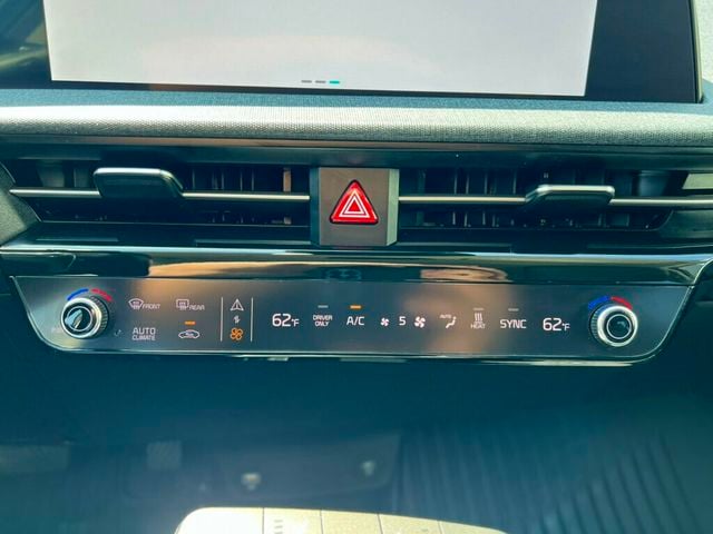2024 Kia EV6 LIGHT - 23059470 - 25