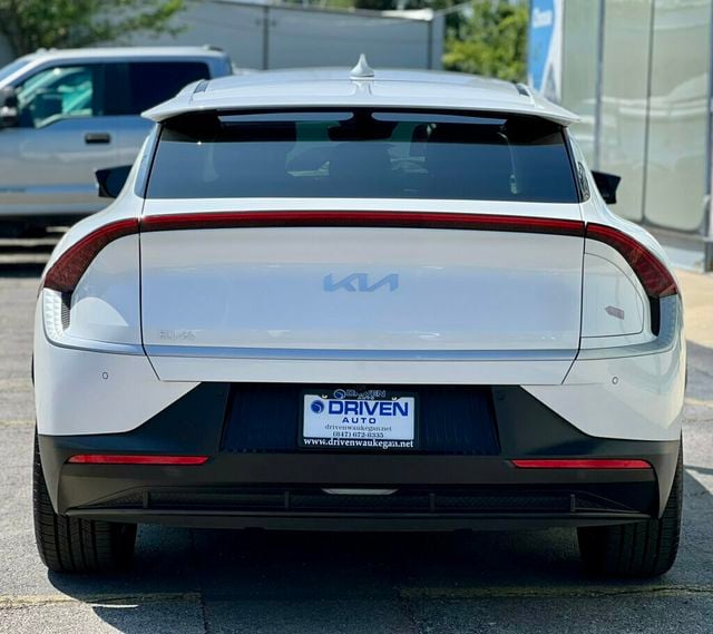 2024 Kia EV6 LIGHT - 23059470 - 33