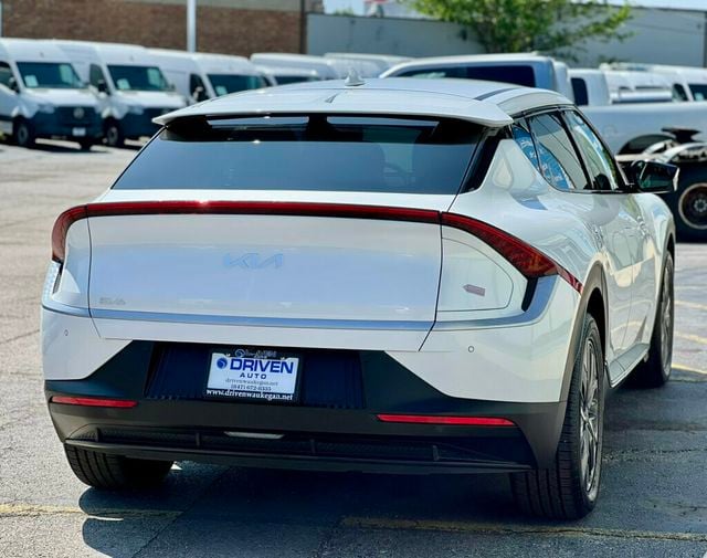 2024 Kia EV6 LIGHT - 23059470 - 4