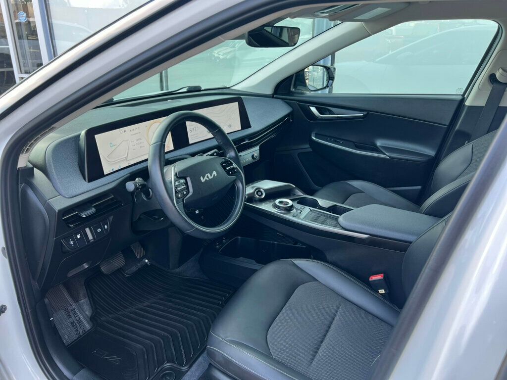 2024 Kia EV6 Light Long Range AWD - 23059469 - 12