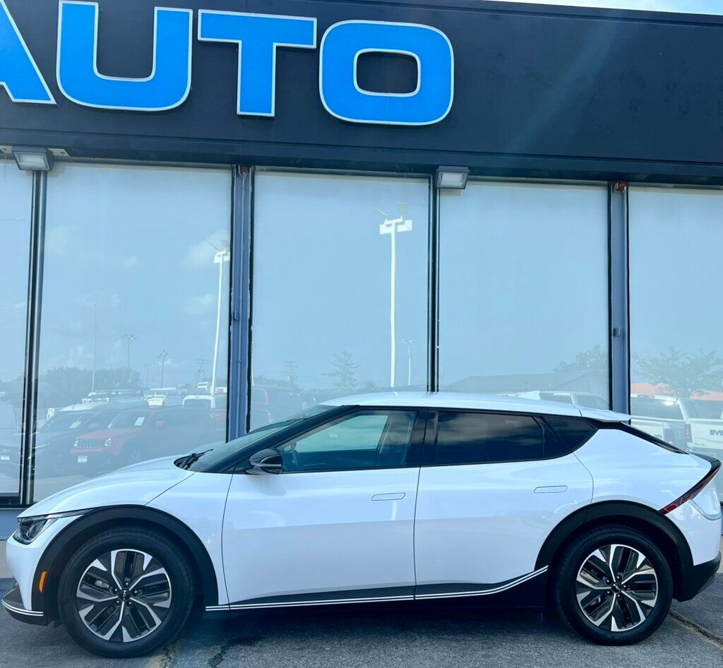 2024 Kia EV6 Light Long Range AWD - 23059469 - 1