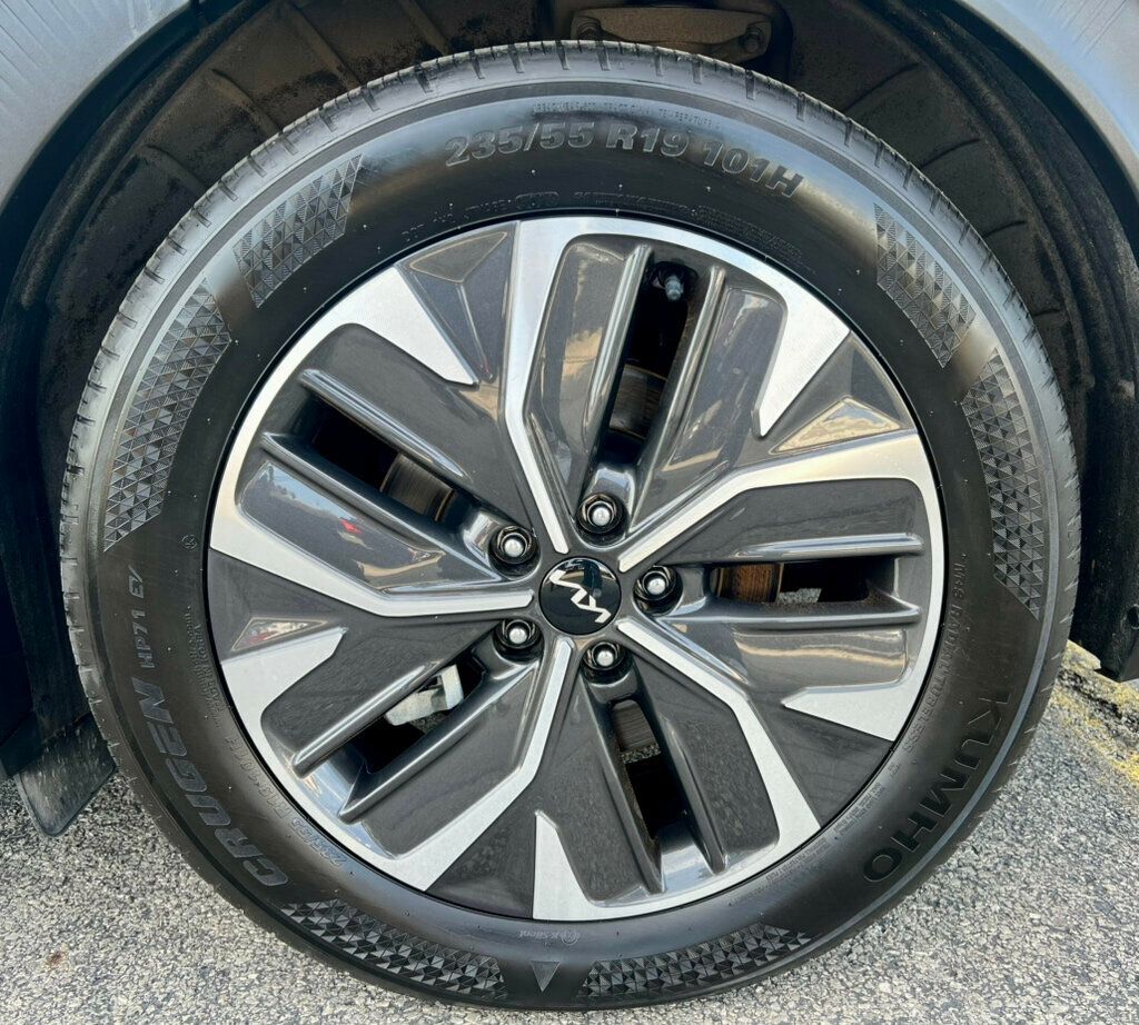 2024 Kia EV6 Light Long Range AWD - 23059469 - 28
