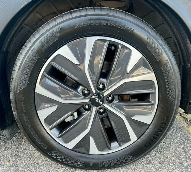 2024 Kia EV6 Light Long Range AWD - 23059469 - 28