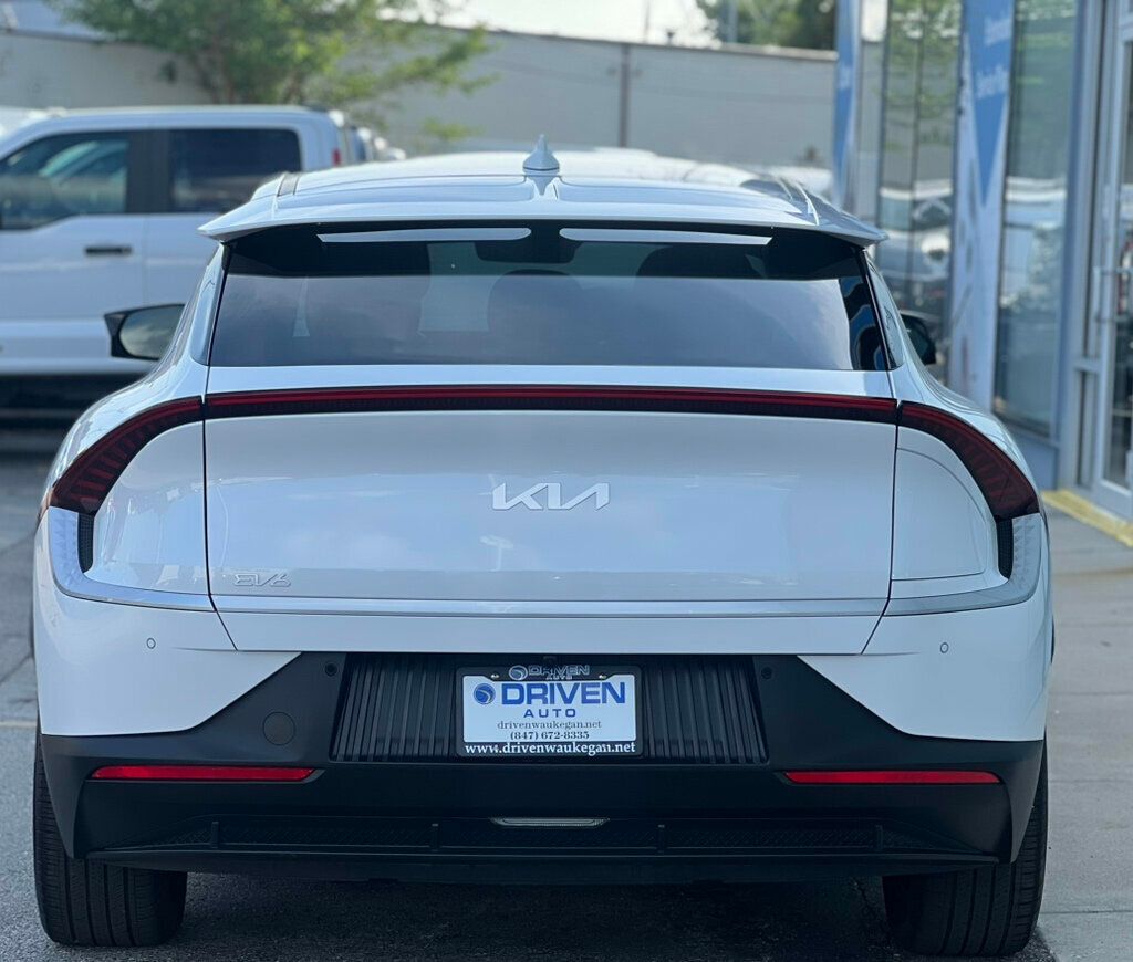 2024 Kia EV6 Light Long Range AWD - 23059469 - 33