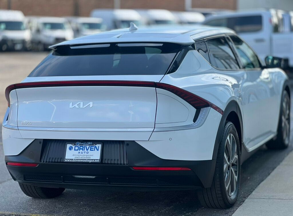 2024 Kia EV6 Light Long Range AWD - 23059469 - 34