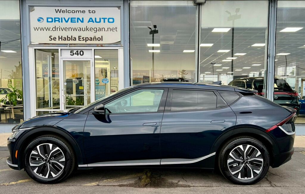 2024 Kia EV6 Light photo 2