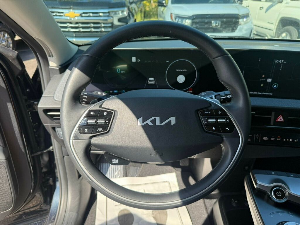 2024 Kia EV6 Light photo 5