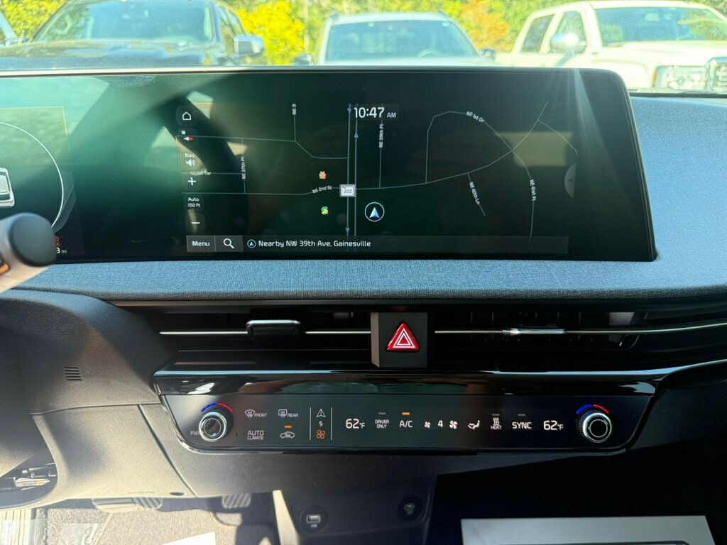 2024 Kia EV6 Light photo 6
