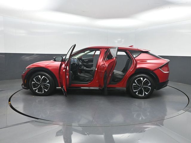 2024 Kia EV6 Wind RWD - 23063126 - 32
