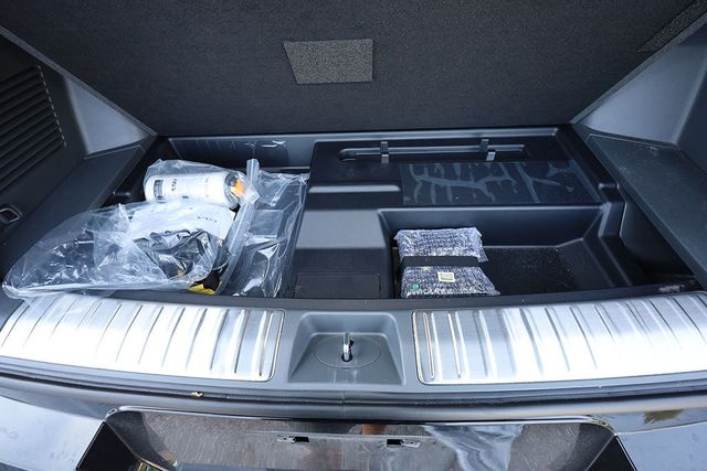 2024 KIA EV9 GT-Line AWD - 22954311 - 22