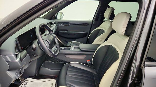 2024 Kia EV9 GT-Line AWD w/ 2nd Row Relaxation Package - 23024712 - 19