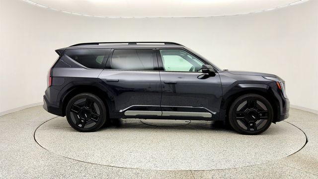 2024 Kia EV9 GT-Line AWD w/ 2nd Row Relaxation Package - 23024712 - 3