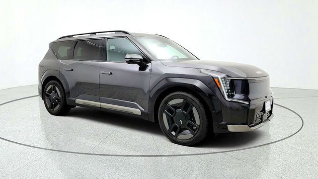2024 Kia EV9 GT-Line AWD w/ 2nd Row Relaxation Pkg & Tow Hitch - 23087158 - 2