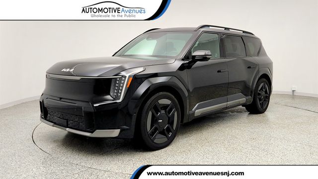 2024 Kia EV9 GT-Line AWD w/ GTL 2nd Row VIP Relaxation Pkg & Two-Tone Seats - 23007701 - 0