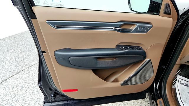 2024 Kia EV9 GT-Line AWD w/ GTL 2nd Row VIP Relaxation Pkg & Two-Tone Seats - 23007701 - 10