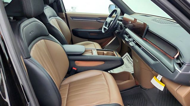 2024 Kia EV9 GT-Line AWD w/ GTL 2nd Row VIP Relaxation Pkg & Two-Tone Seats - 23007701 - 24