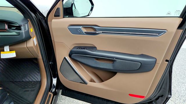 2024 Kia EV9 GT-Line AWD w/ GTL 2nd Row VIP Relaxation Pkg & Two-Tone Seats - 23007701 - 26