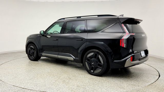 2024 Kia EV9 GT-Line AWD w/ GTL 2nd Row VIP Relaxation Pkg & Two-Tone Seats - 23007701 - 6