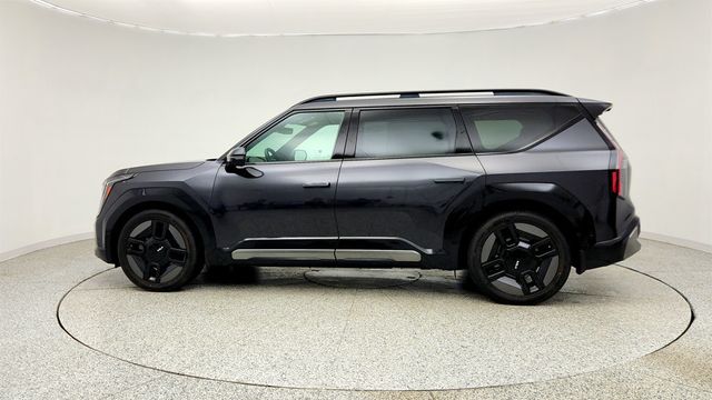 2024 Kia EV9 GT-Line AWD w/ VIP Relaxation Pkg & Raised Cross Bars - 23032583 - 7