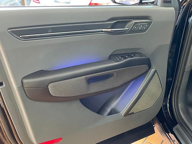 2024 Kia EV9 Land AWD - 22931703 - 16