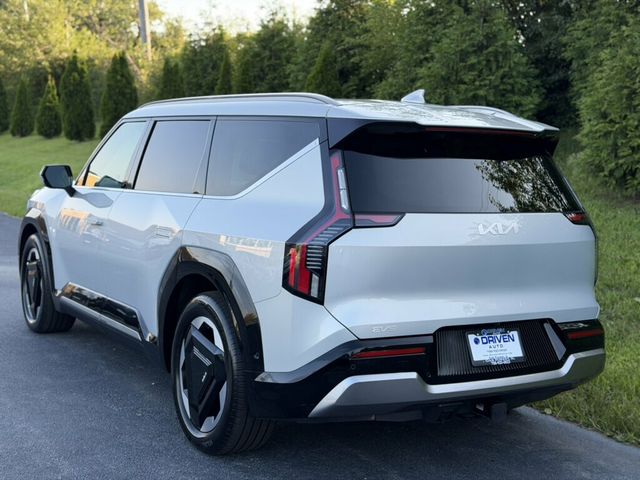 2024 Kia EV9 Land