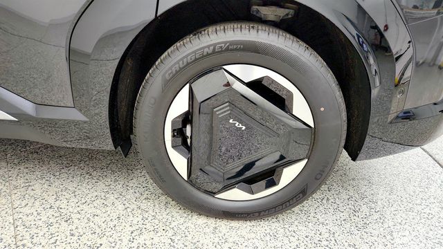 2024 Kia EV9 Land AWD - 23030717 - 8