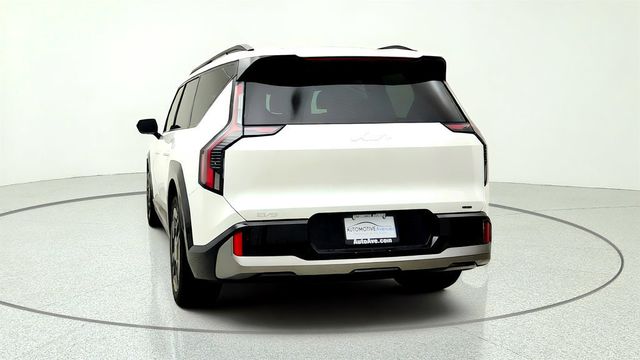 2024 Kia EV9 Land AWD w/ Brown/Black Interior - 23063211 - 5