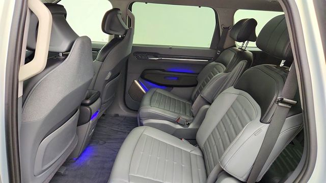 2024 Kia EV9 Land AWD with 2nd Row VIP Relaxation Package - 23030395 - 21