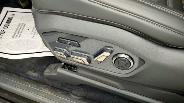 2024 Kia EV9 Land AWD w/ Relaxation Package - 23075489 - 10
