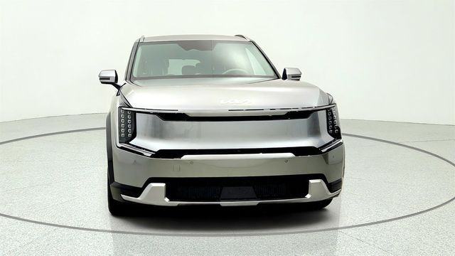 2024 Kia EV9 Land AWD w/ Relaxation Pkg & Towing Pkg - 23067954 - 1