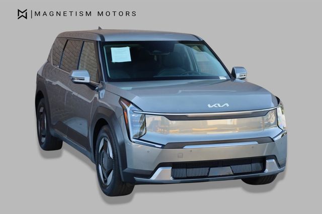 2024 Kia EV9 Light Long Range - 23020783 - 5