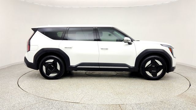 2024 Kia EV9 Light Long Range RWD - 23001252 - 3