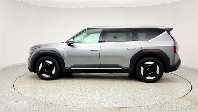 2024 Kia EV9 Light Short Range w/ 3rd Row Seating & Panoramic Digital Display - 22998001 - 7