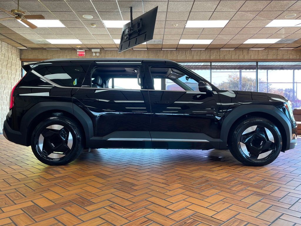 2024 Kia EV9 Wind AWD - 22926444 - 9