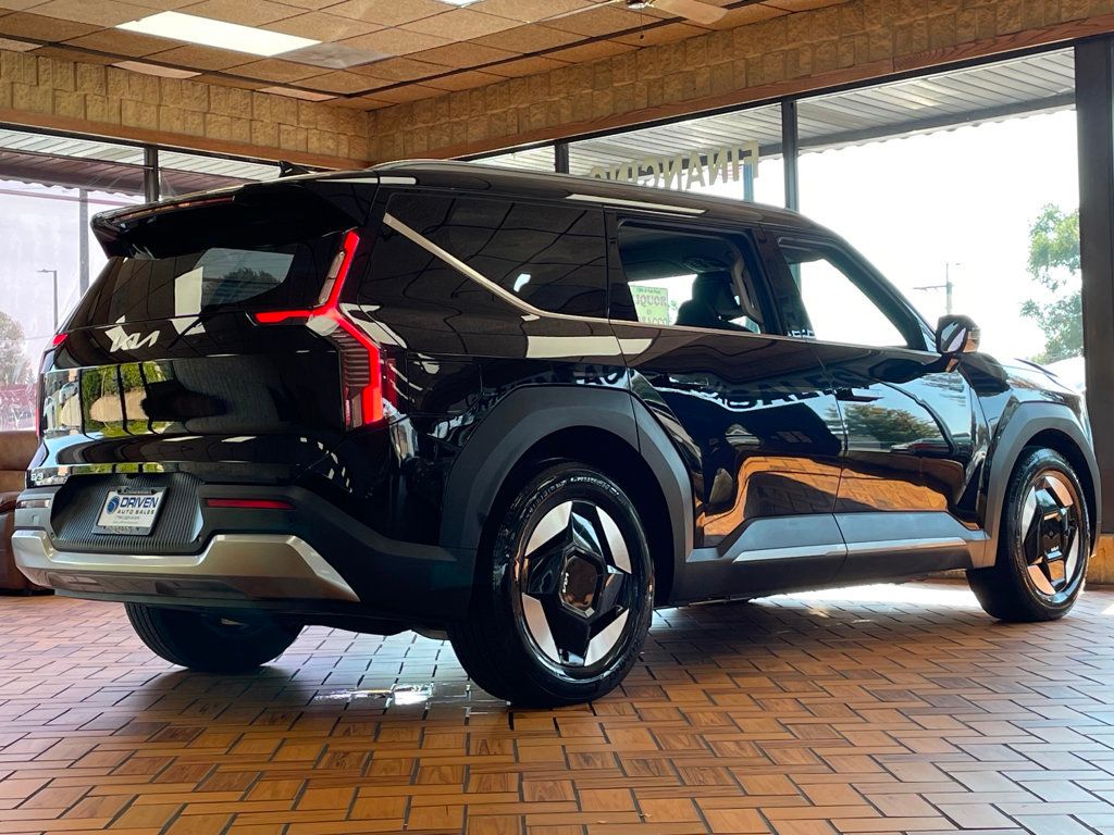 2024 Kia EV9 Wind AWD - 22926444 - 12