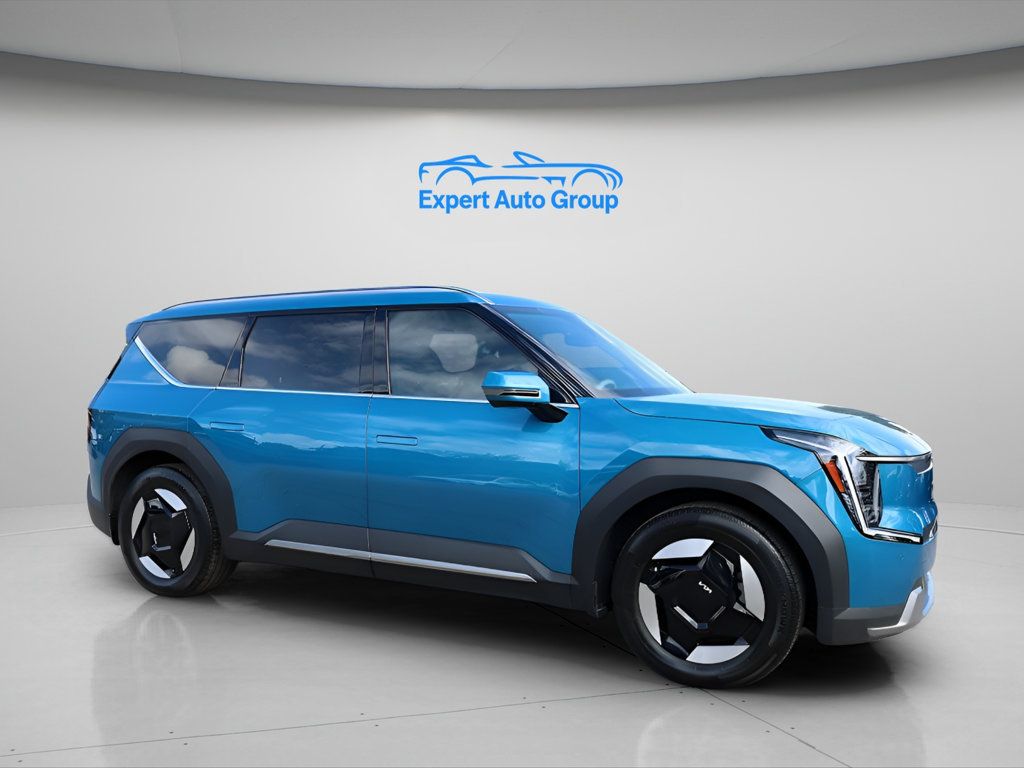 2024 KIA EV9 Wind AWD - 22975723 | Video 1