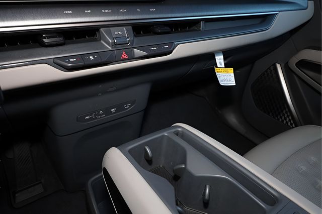 2024 KIA EV9 Wind AWD - 22975723 - 39