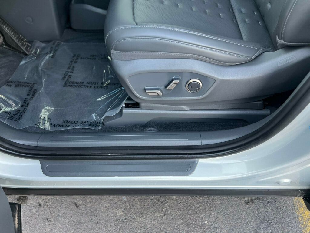 2024 Kia EV9 Wind AWD photo 8