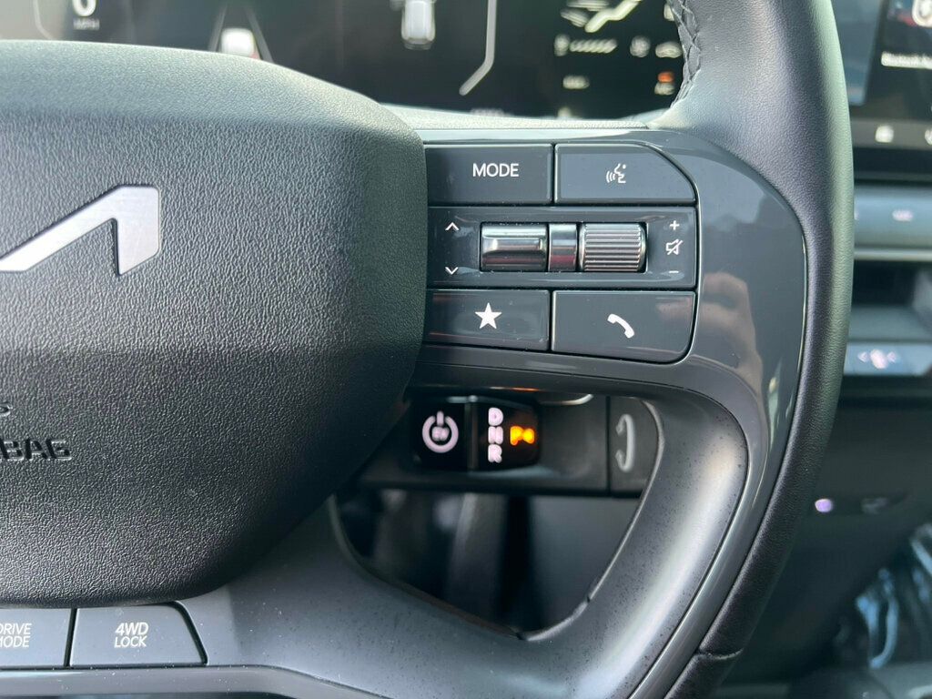2024 Kia EV9 Wind AWD photo 24