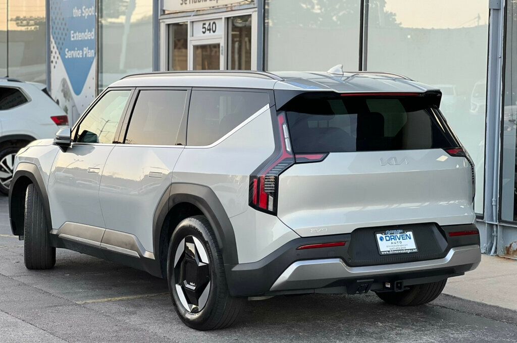 2024 Kia EV9 Wind AWD - 22925713 - 2