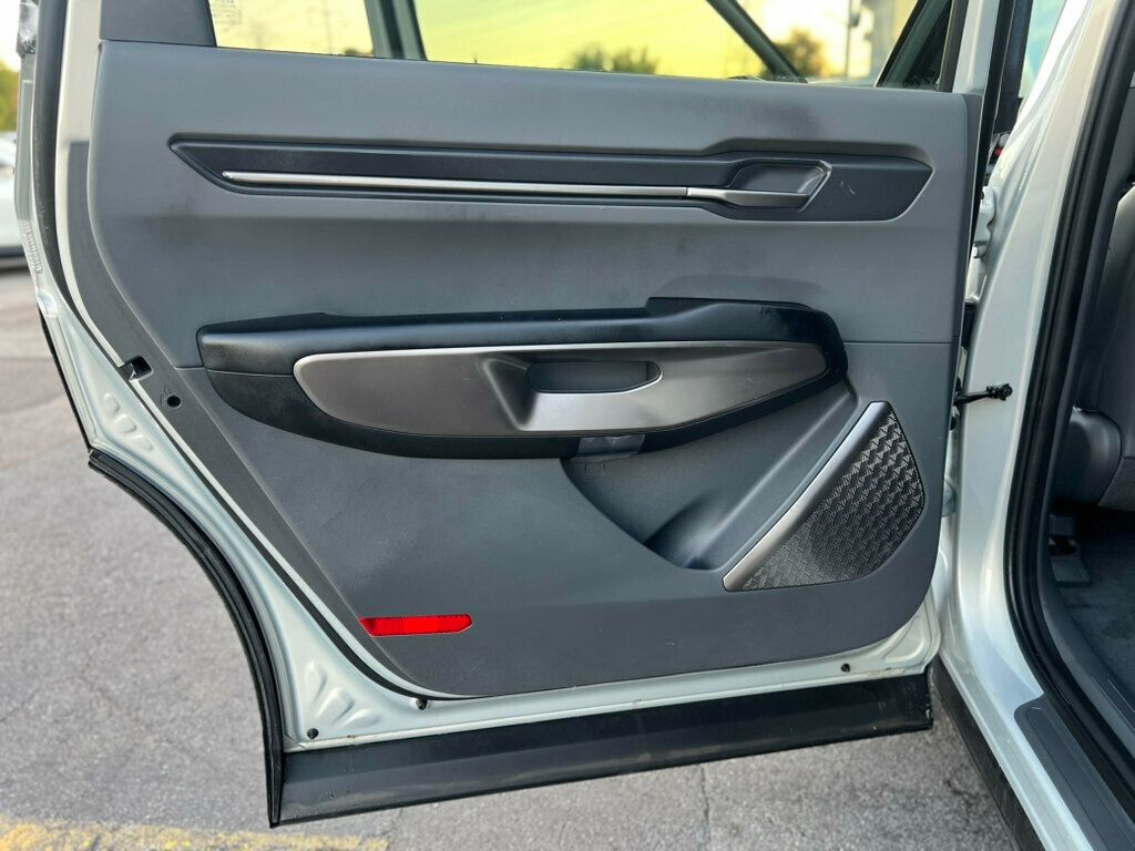 2024 Kia EV9 Wind AWD photo 27