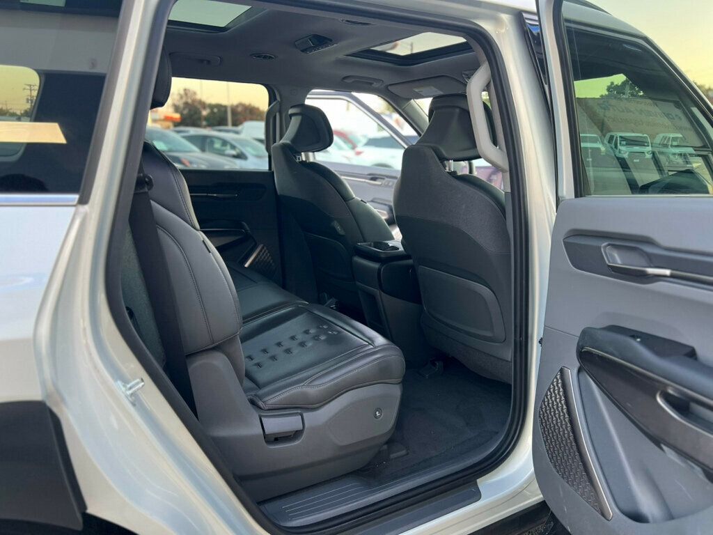 2024 Kia EV9 Wind AWD photo 38